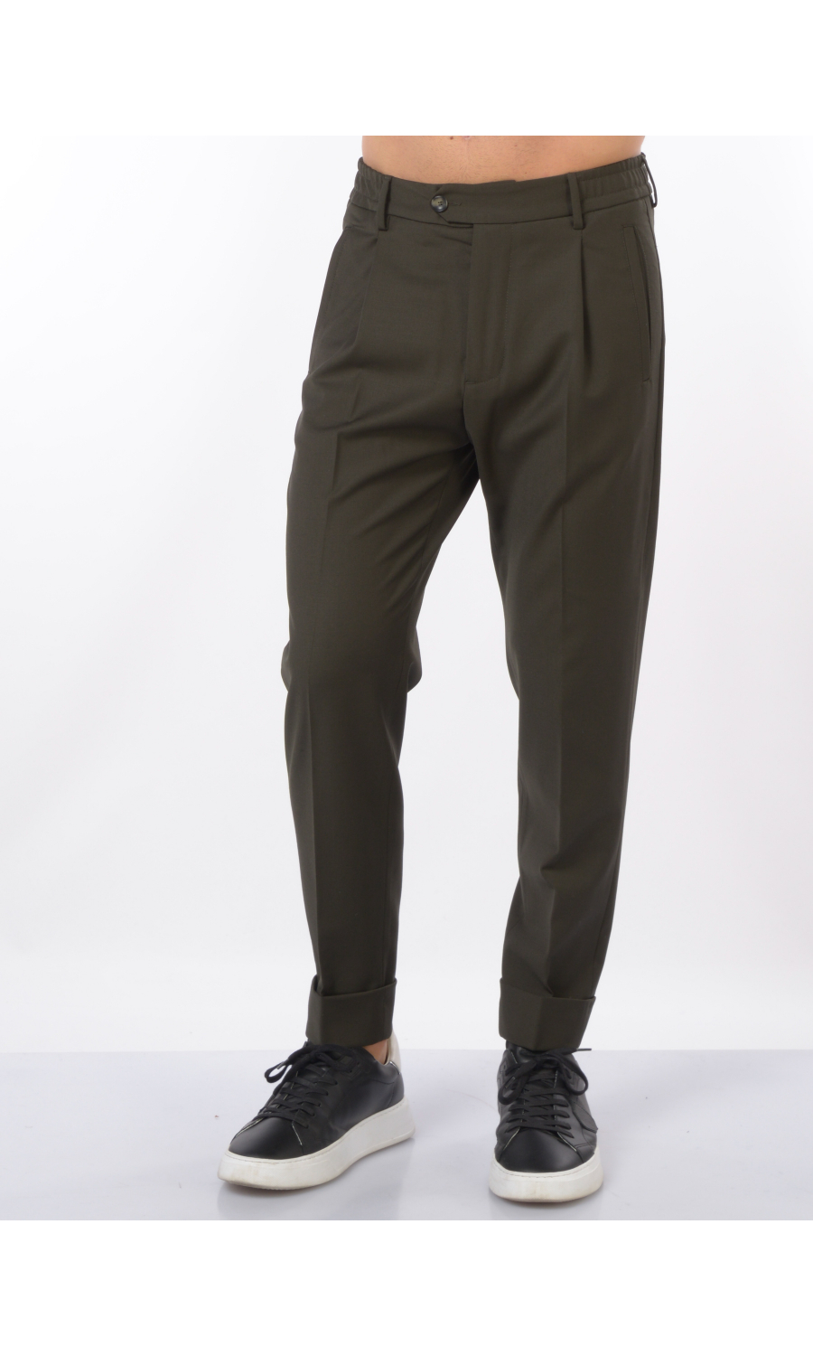 pantalone da uomo Hosio con pinces e balza