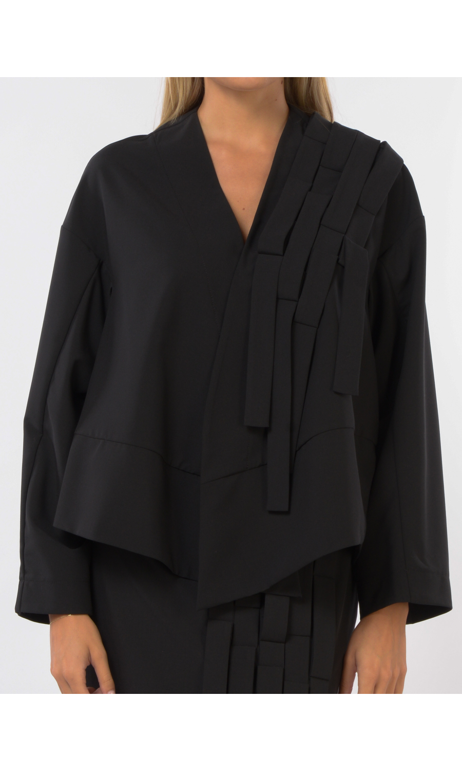 giacca da donna Meimeij aperta con applicazione geometrica