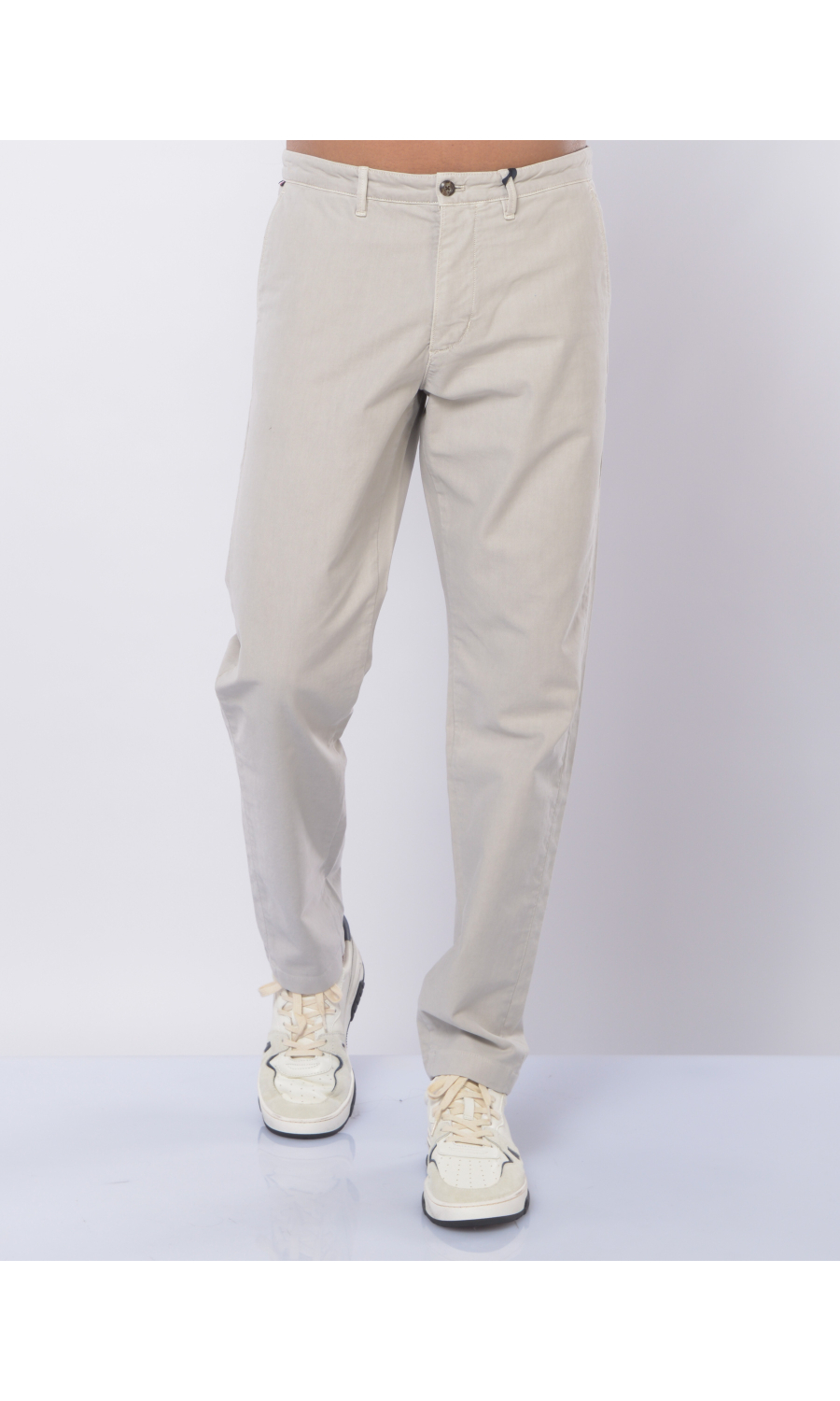 pantalone da uomo Tommy Hilfiger chino con relaxed tapered fit