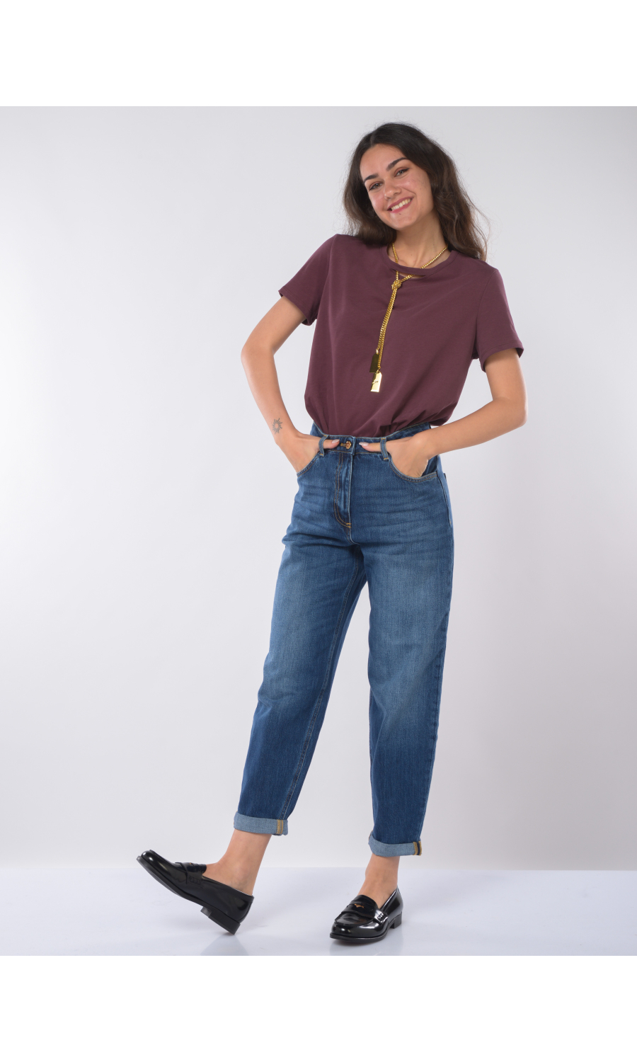 t Shirt da donna Elisabetta Franchi girocollo con collana