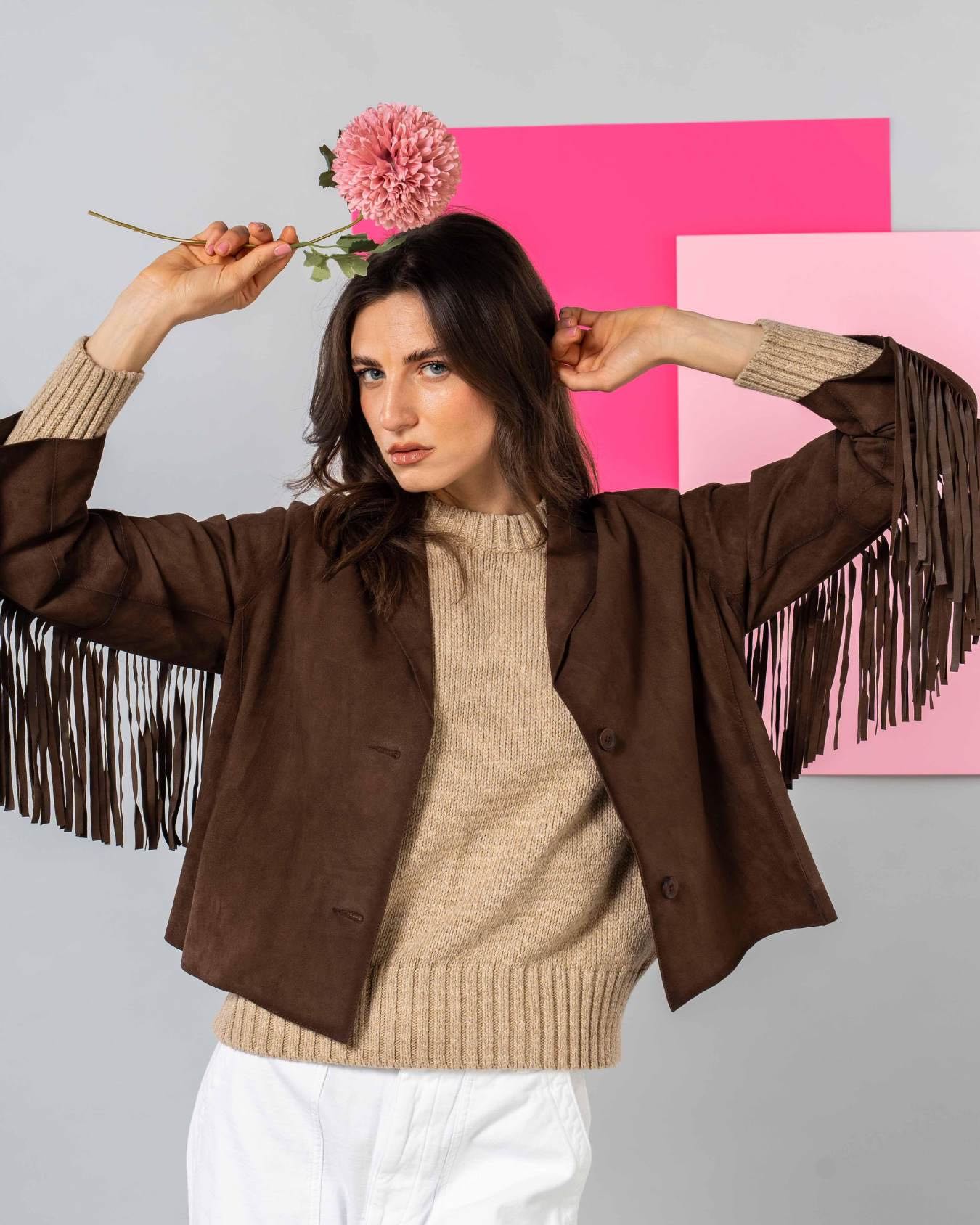 Giacca scamosciata donna: il must-have di stagione da Ronca Style